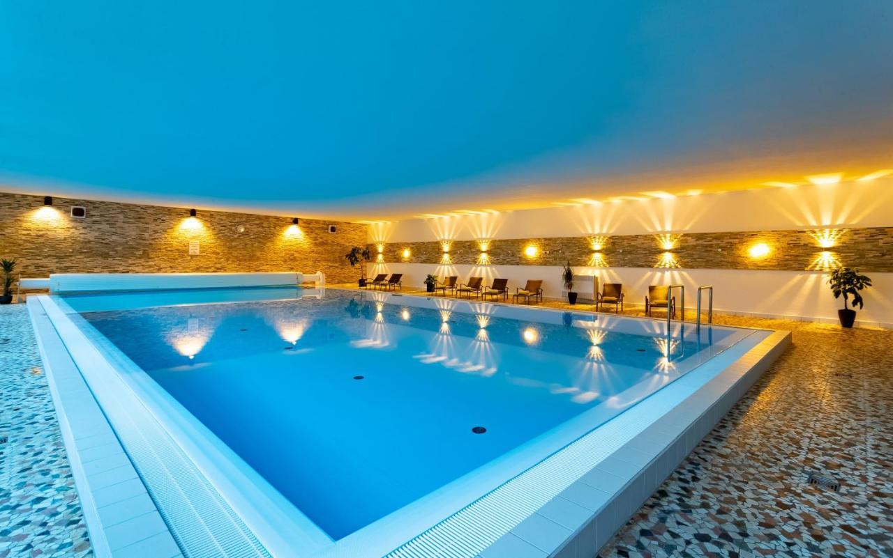 Hotel Rhoen Residence Dipperz Экстерьер фото