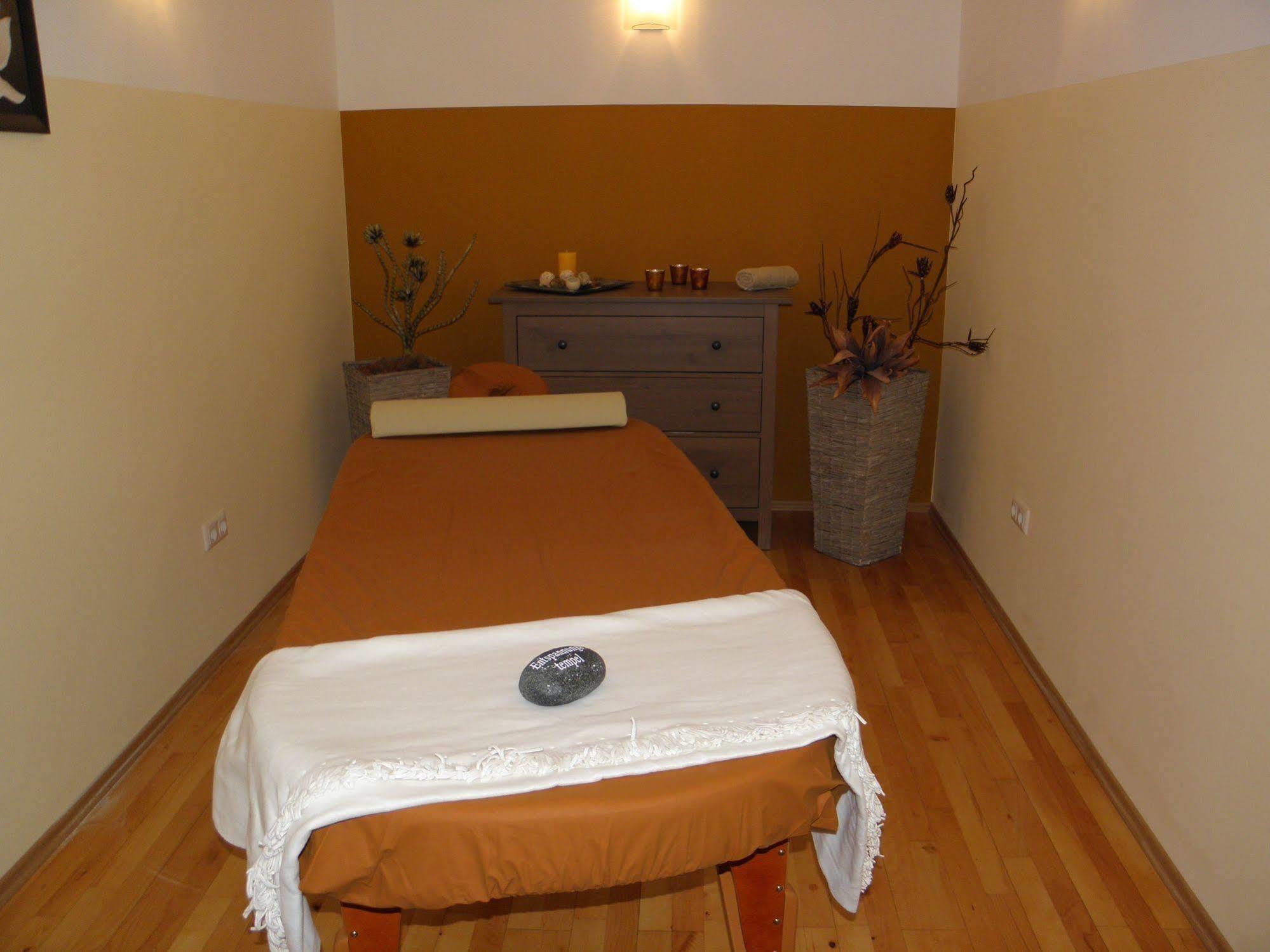 Hotel Rhoen Residence Dipperz Экстерьер фото